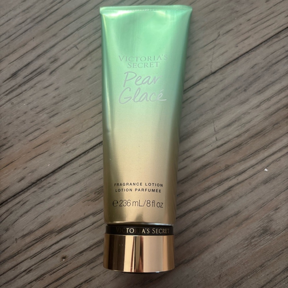 Victoria's Secret Limited Edition Pear Glacé  Lotion Tube 8 fluid oz NEW